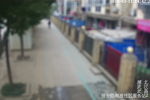 3、视频模糊